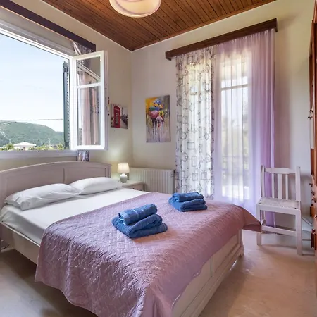 Giorgos House First Floor *