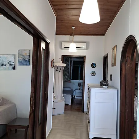 Giorgos House First Floor Holiday home Lefkada City