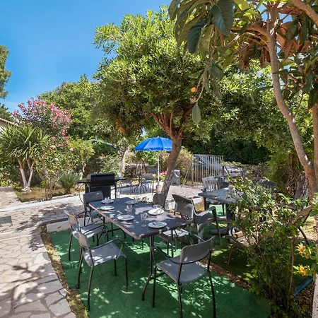 Giorgos House First Floor בית נופש *