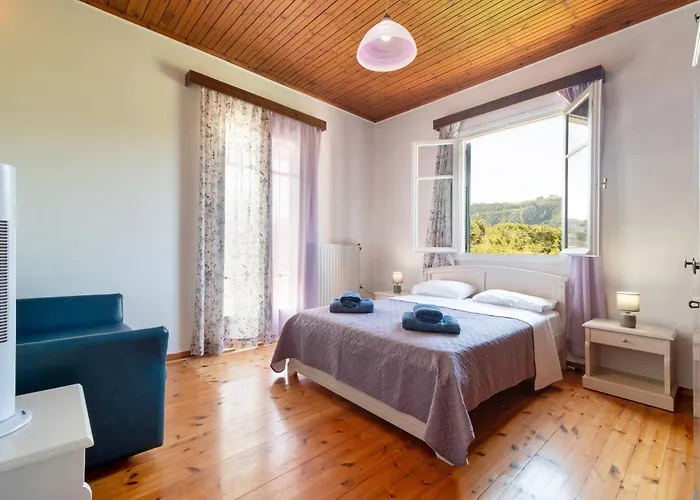 Giorgos House First Floor *
